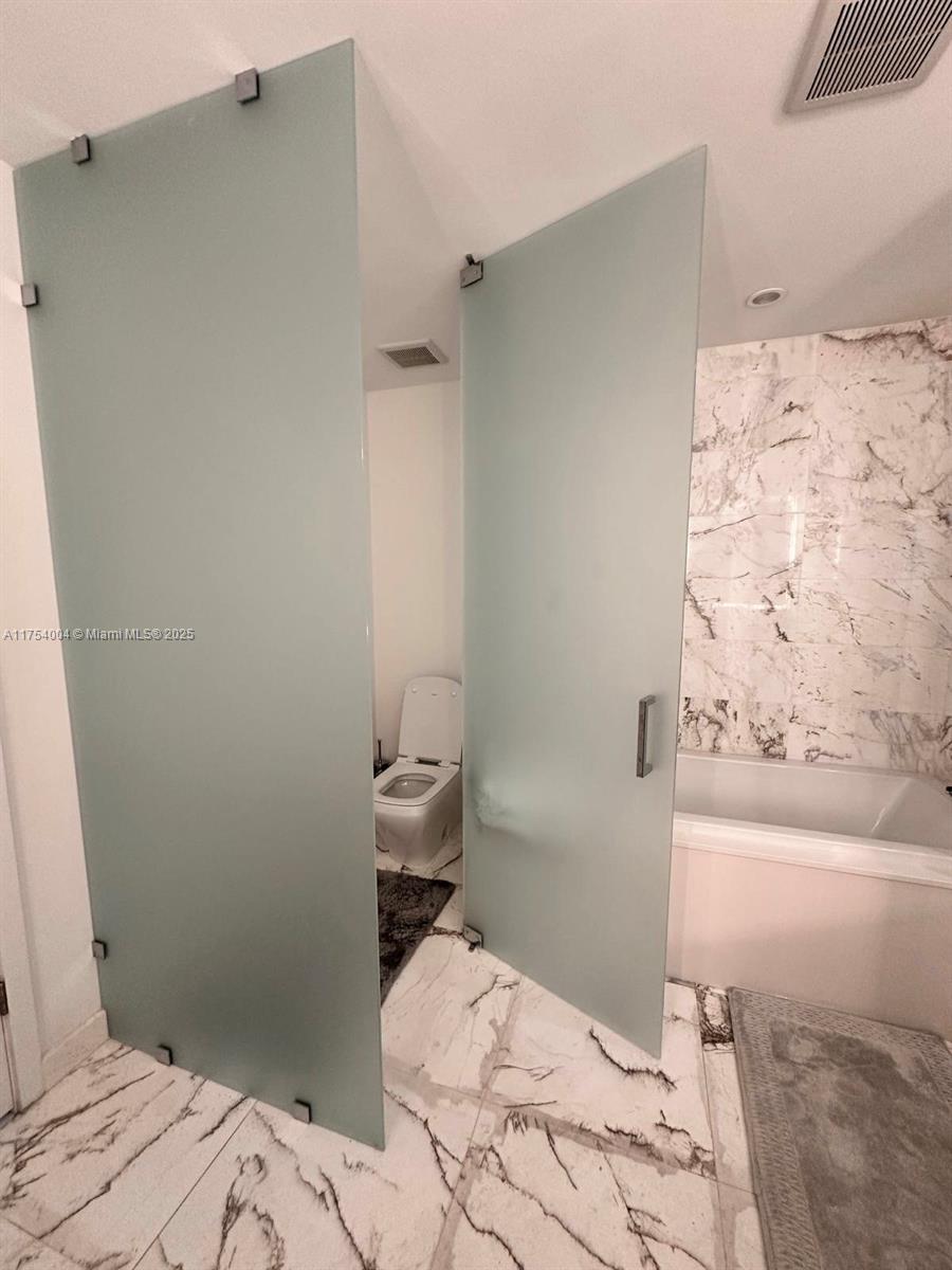 851 NE 1st Ave #2306, Miami FL 33132