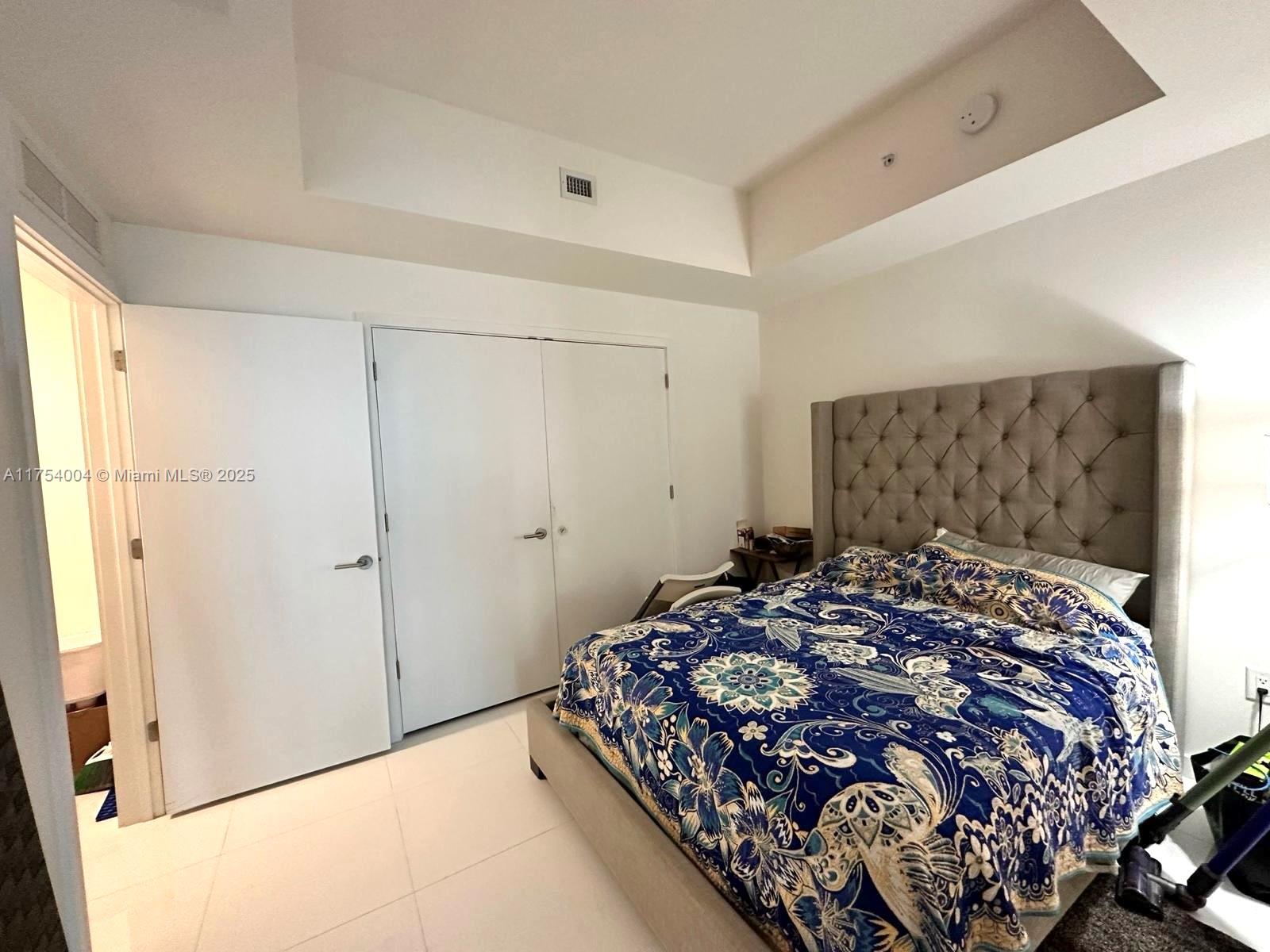 851 NE 1st Ave #2306, Miami FL 33132