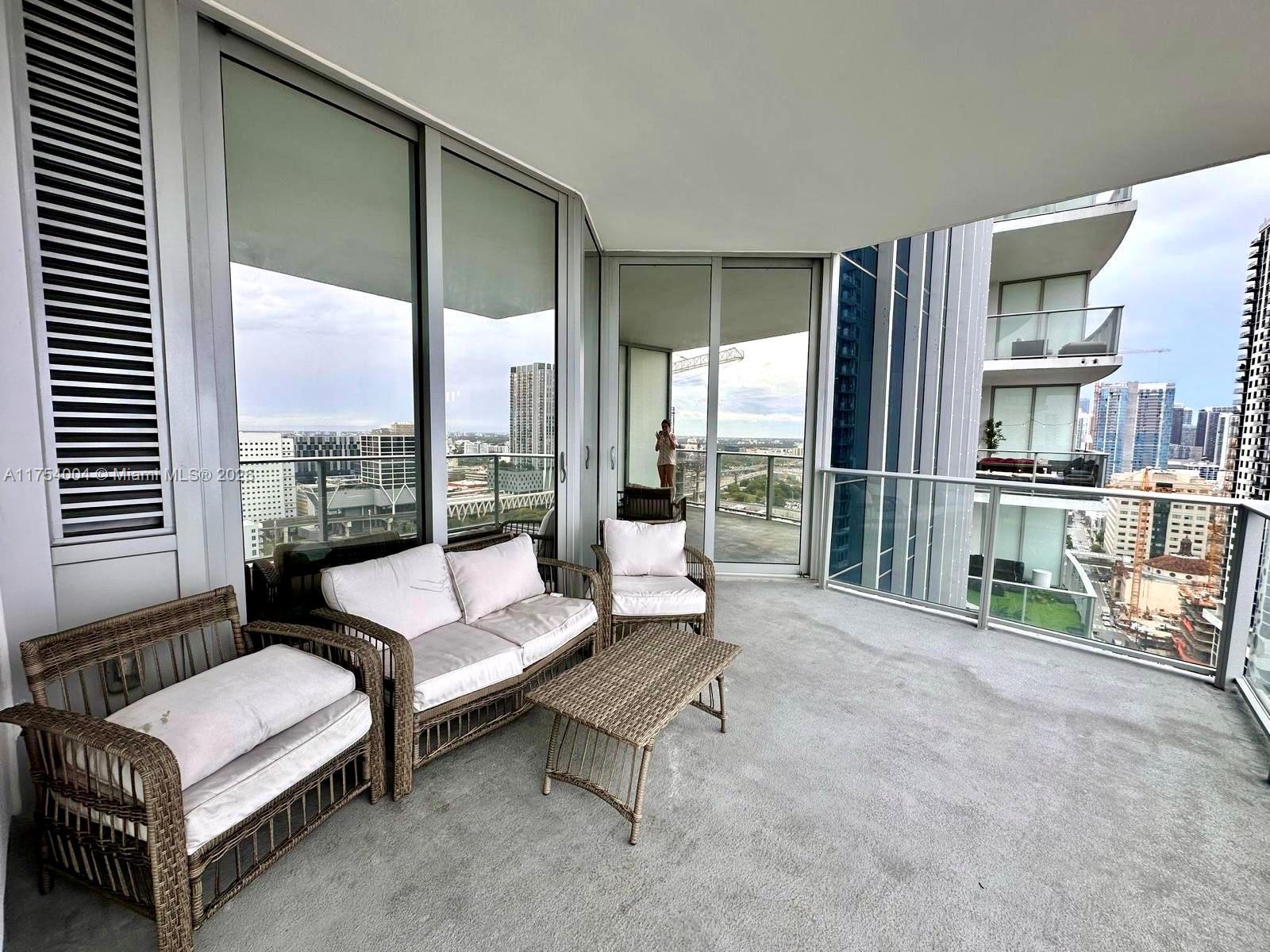 851 NE 1st Ave #2306, Miami FL 33132