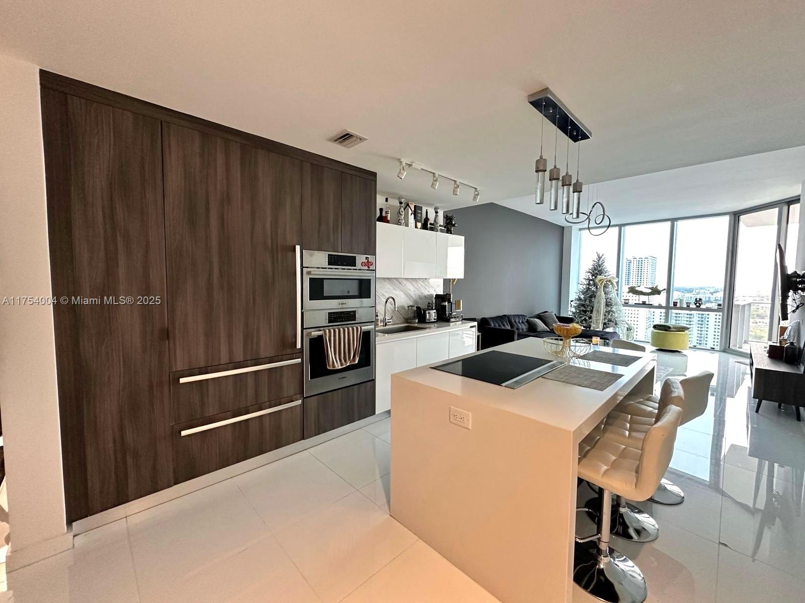 851 NE 1st Ave #2306, Miami FL 33132