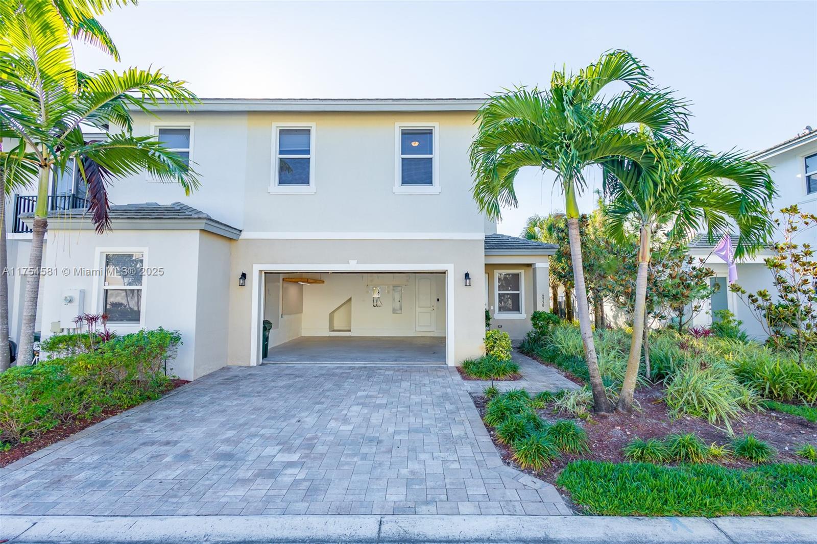 6950 Pines Cir Unit , Coconut Creek, Florida 33073