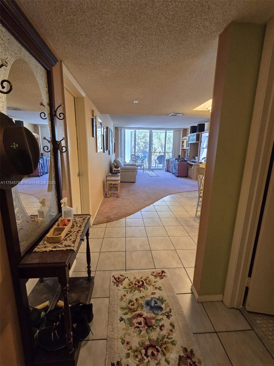 16475 Golf Club Rd #313, Weston, Florida image 2