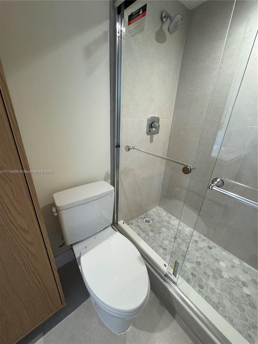 555 Crandon Blvd #32, Key Biscayne, Florida image 21