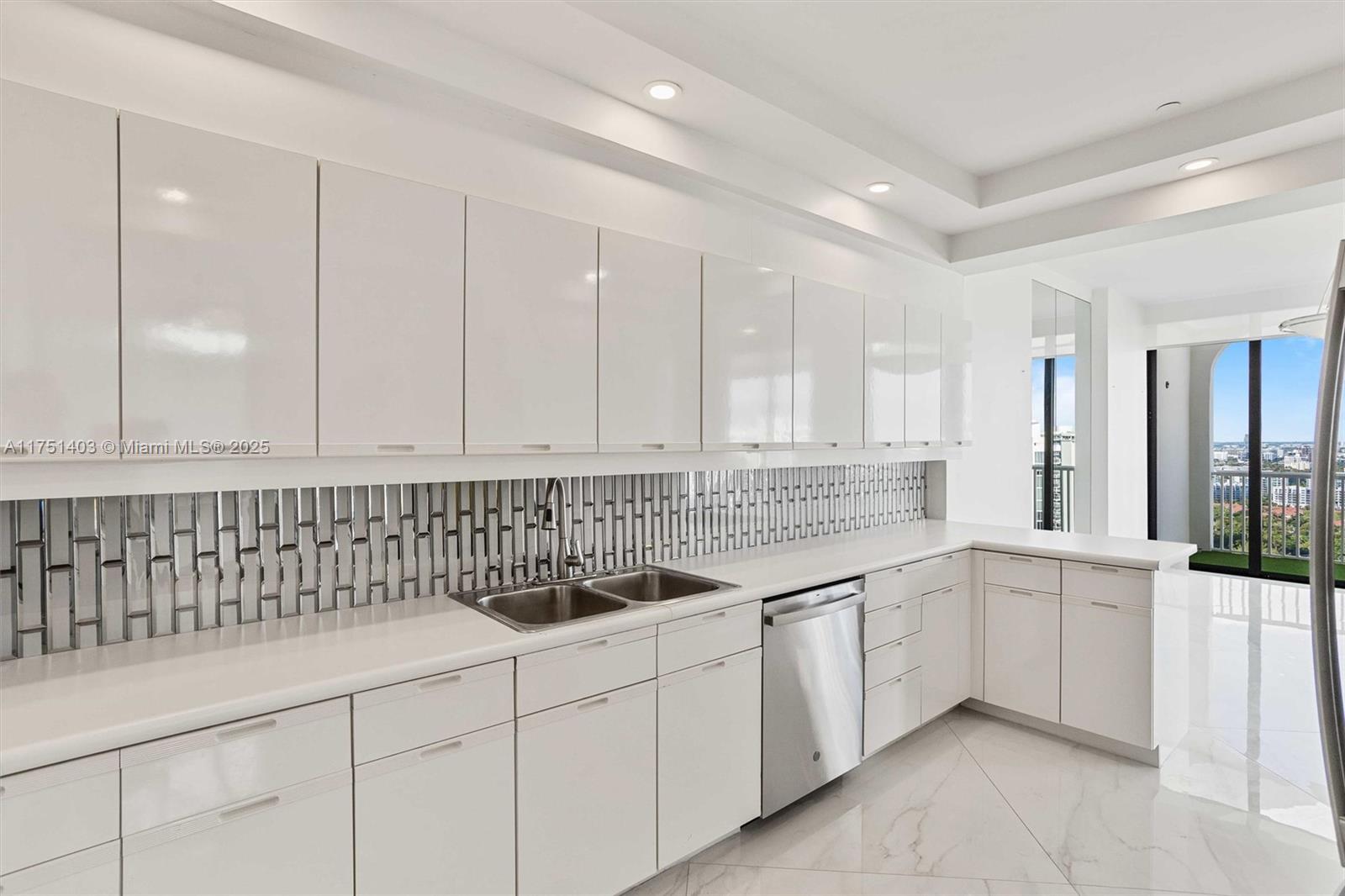 2000 Island Blvd #PH-5, Aventura, Florida image 14