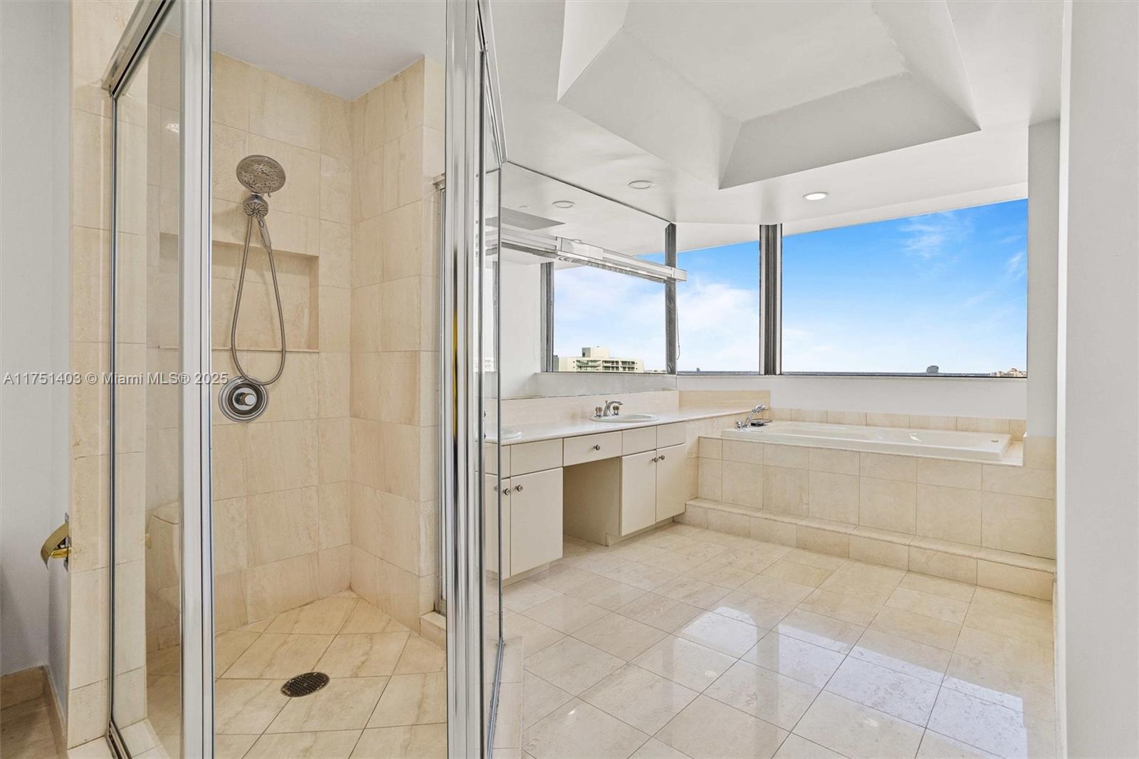 2000 Island Blvd #PH-5, Aventura, Florida image 26