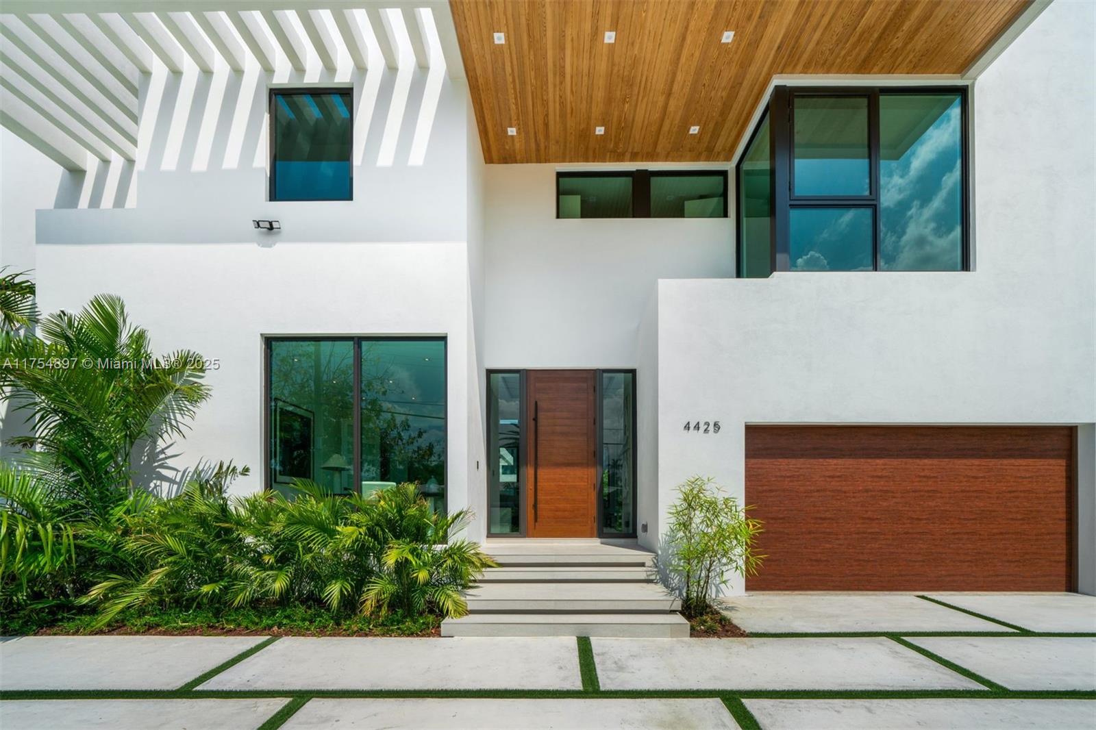 4425 Adams Ave, Miami Beach, Florida image 3