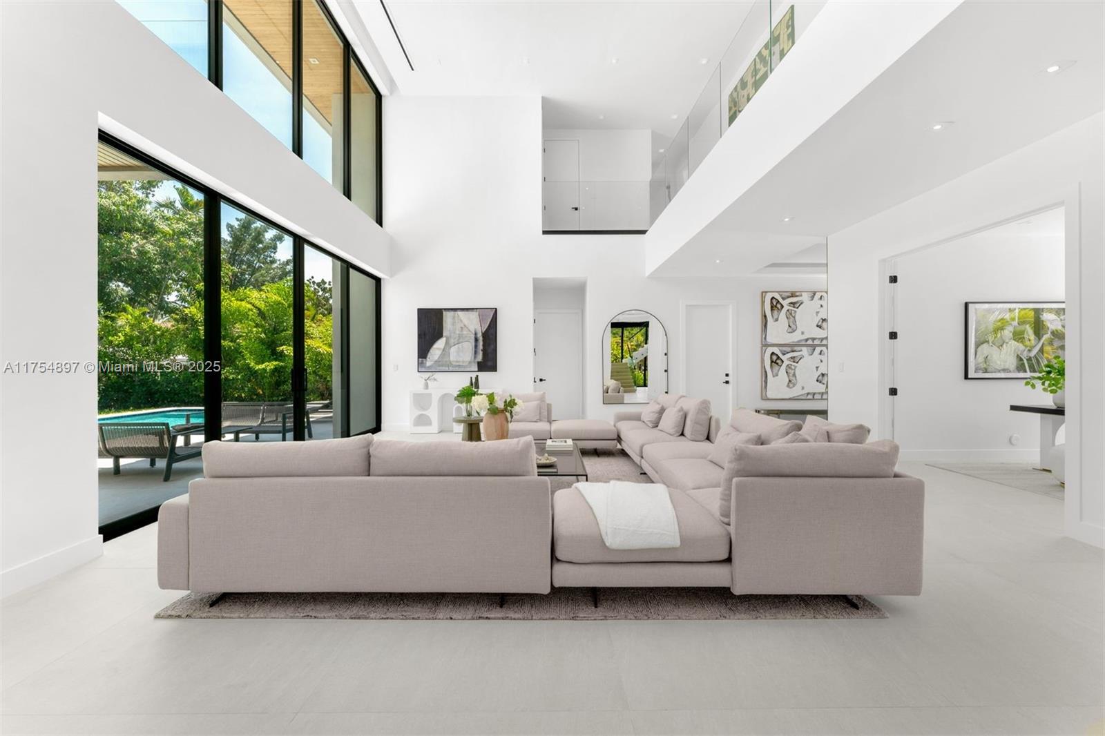 4425 Adams Ave, Miami Beach, Florida image 7