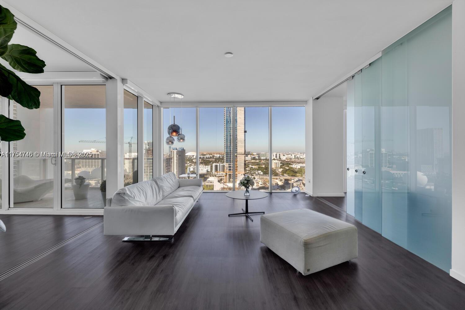 1040 Biscayne #2507, Miami FL 33132