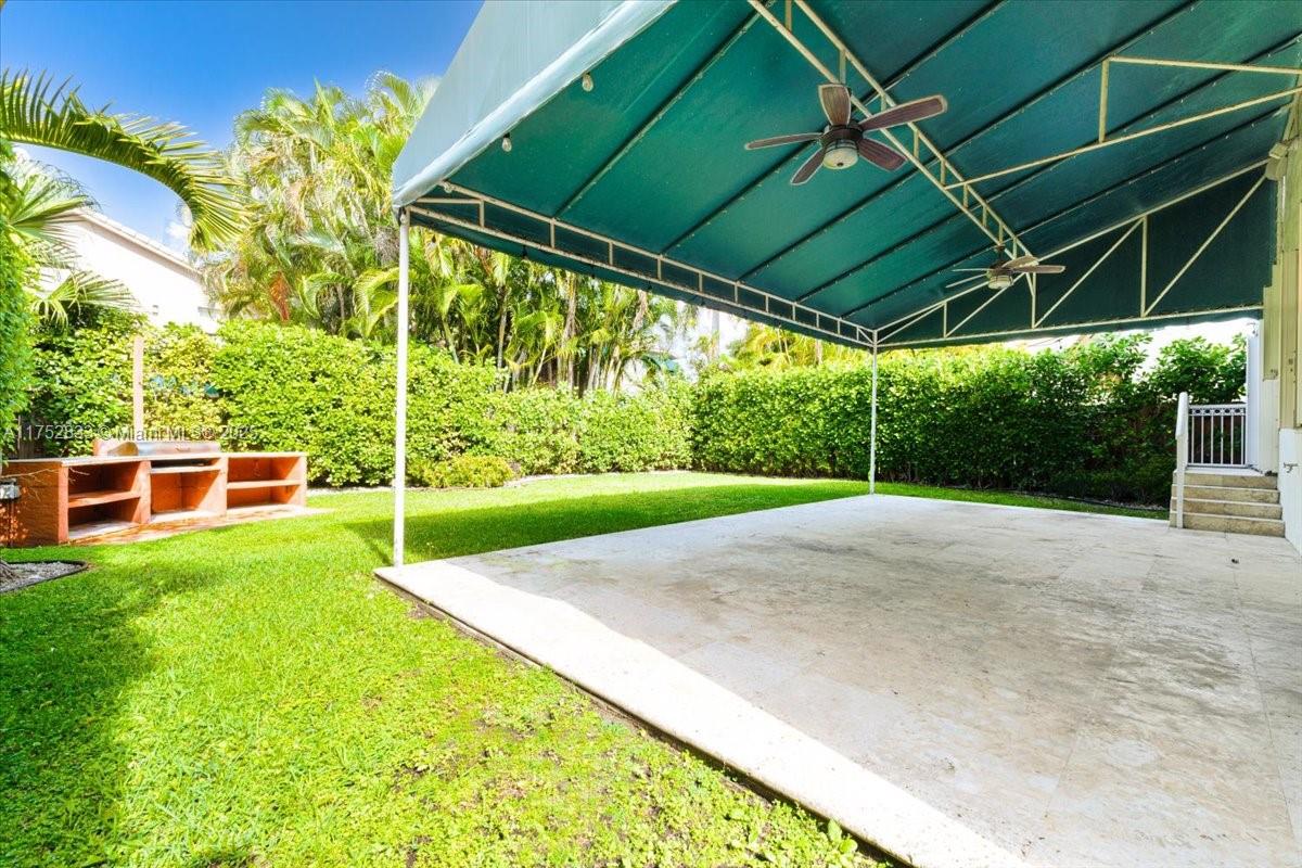 10853 NW 71st St, Doral, Florida image 20