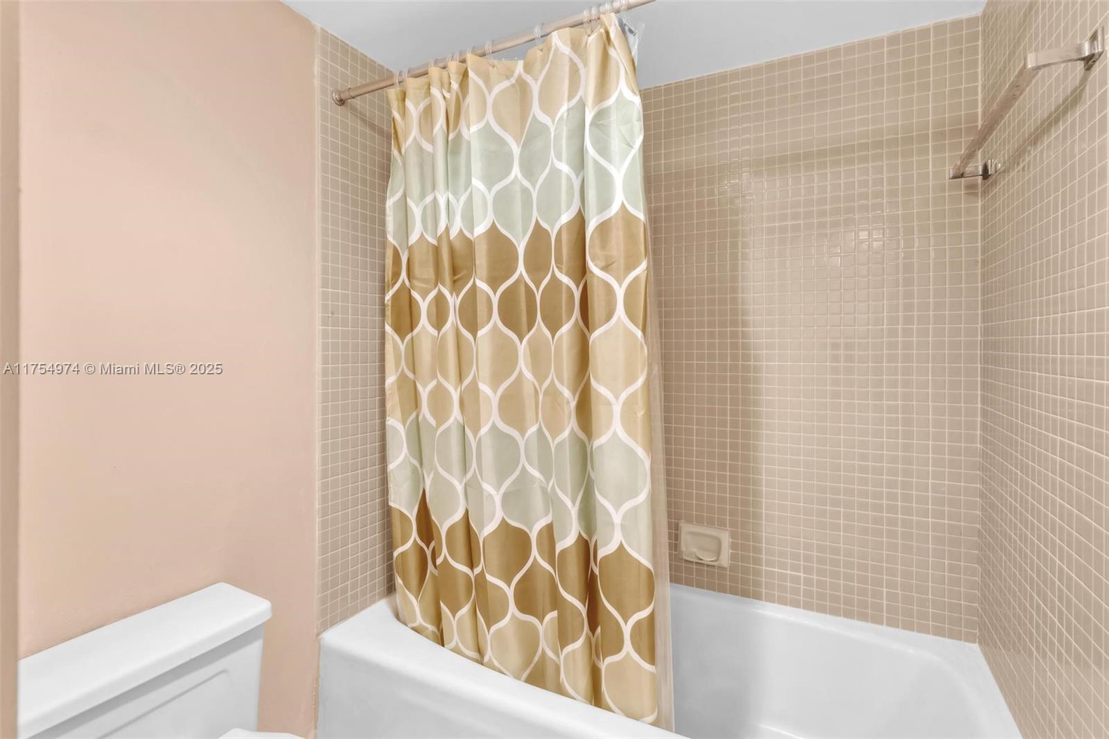 Listing Photo 28