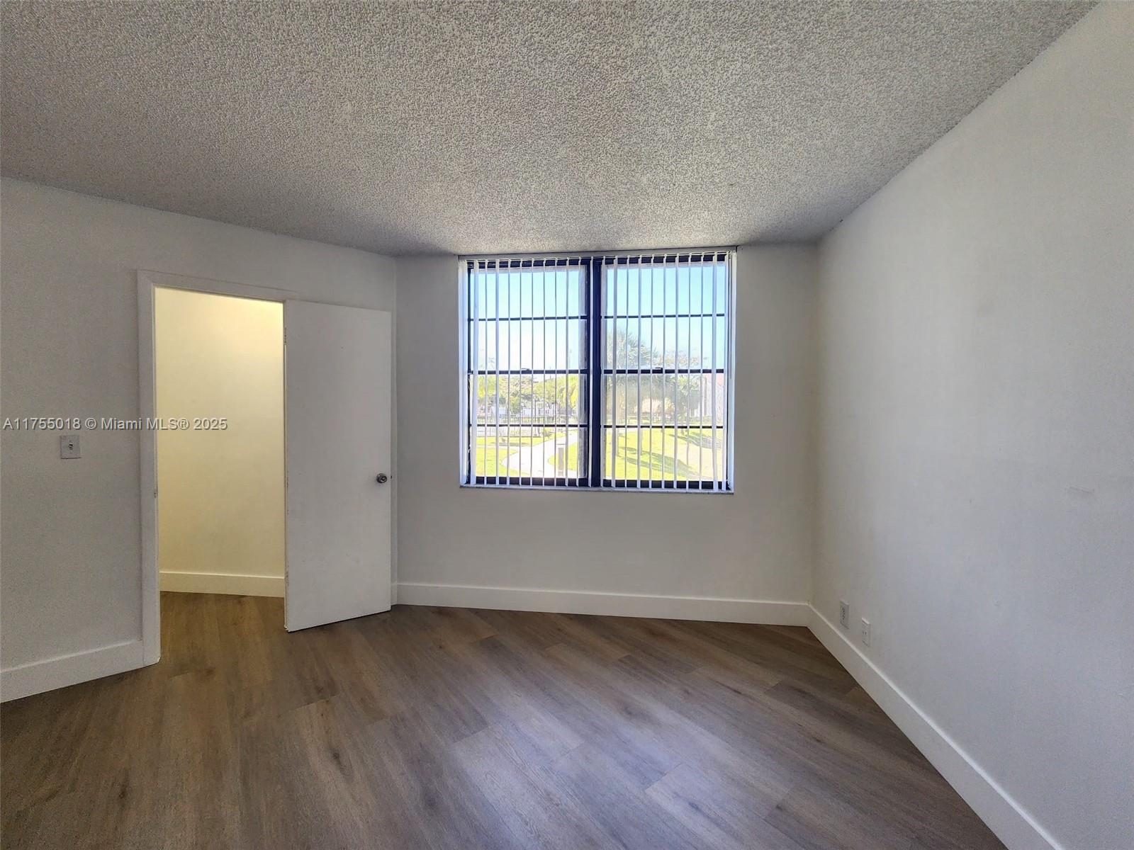 210 Lake Pointe Dr #109, Oakland Park, Florida image 5