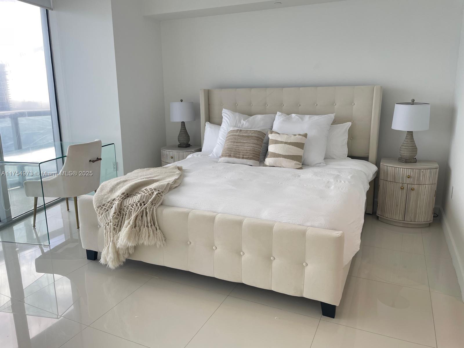 495 Brickell Ave #5403, Miami FL 33131