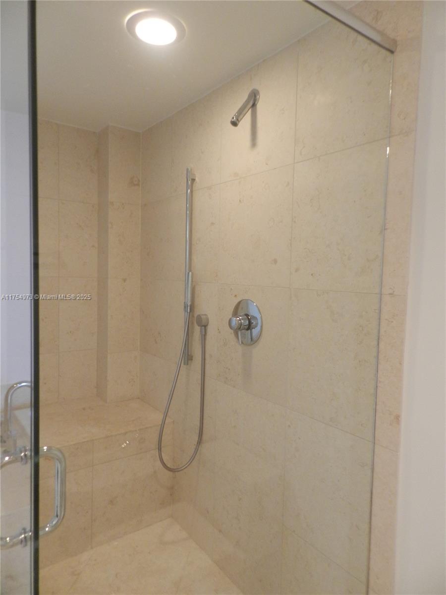495 Brickell Ave #5403, Miami FL 33131