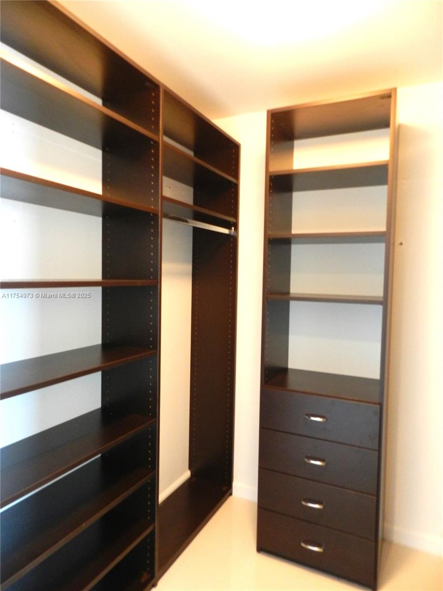 495 Brickell Ave #5403, Miami FL 33131