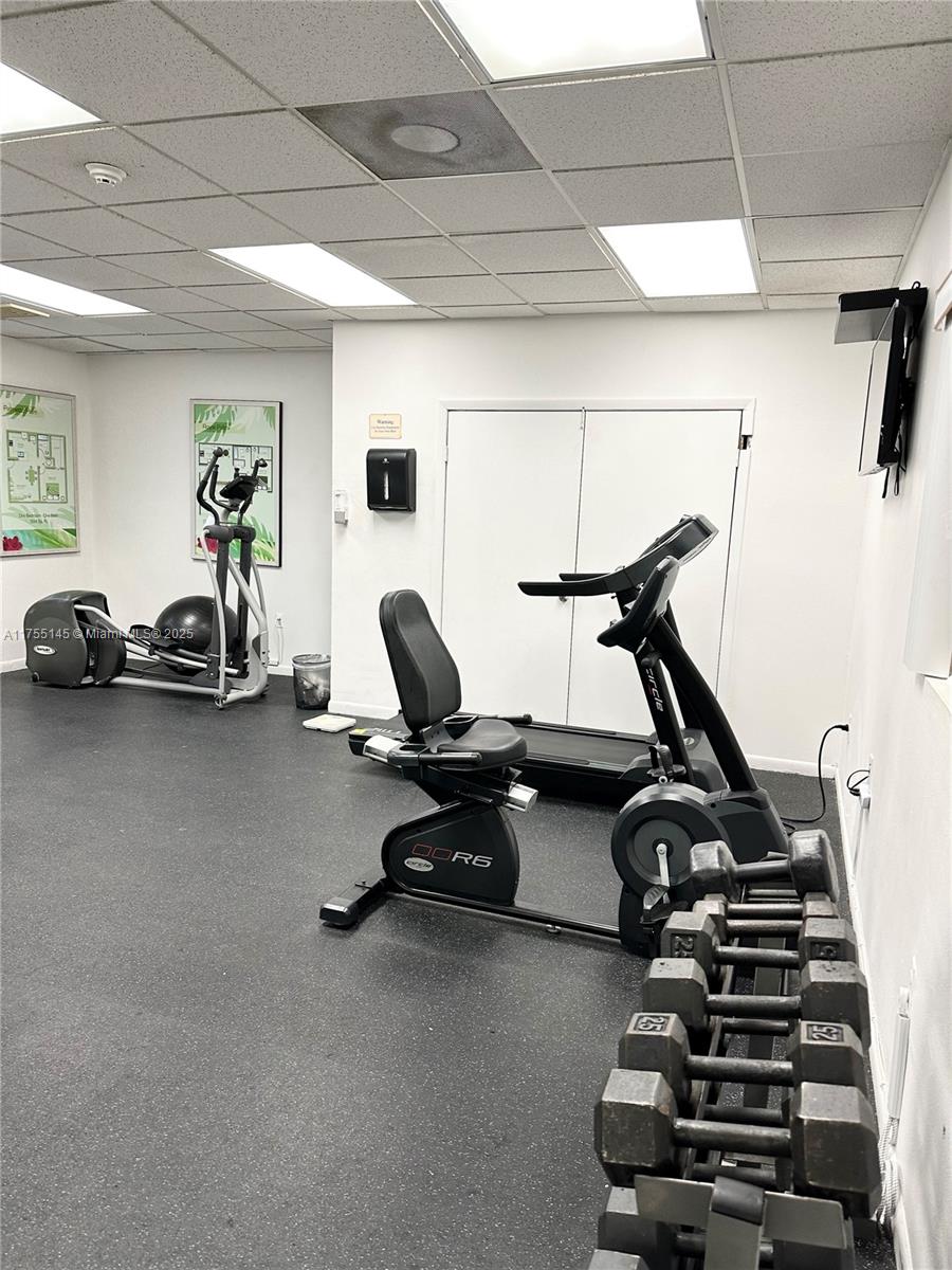 250 W Palm Cir W #103, Pembroke Pines, Florida image 29