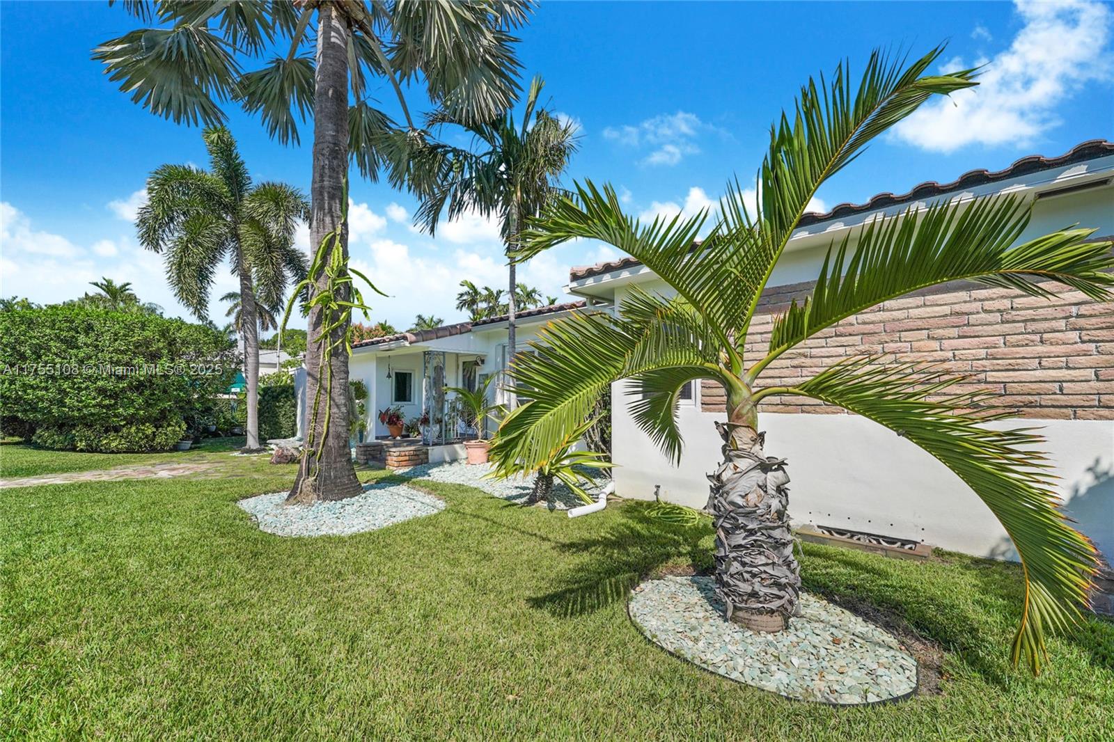 801 92nd St, Surfside, Florida image 16