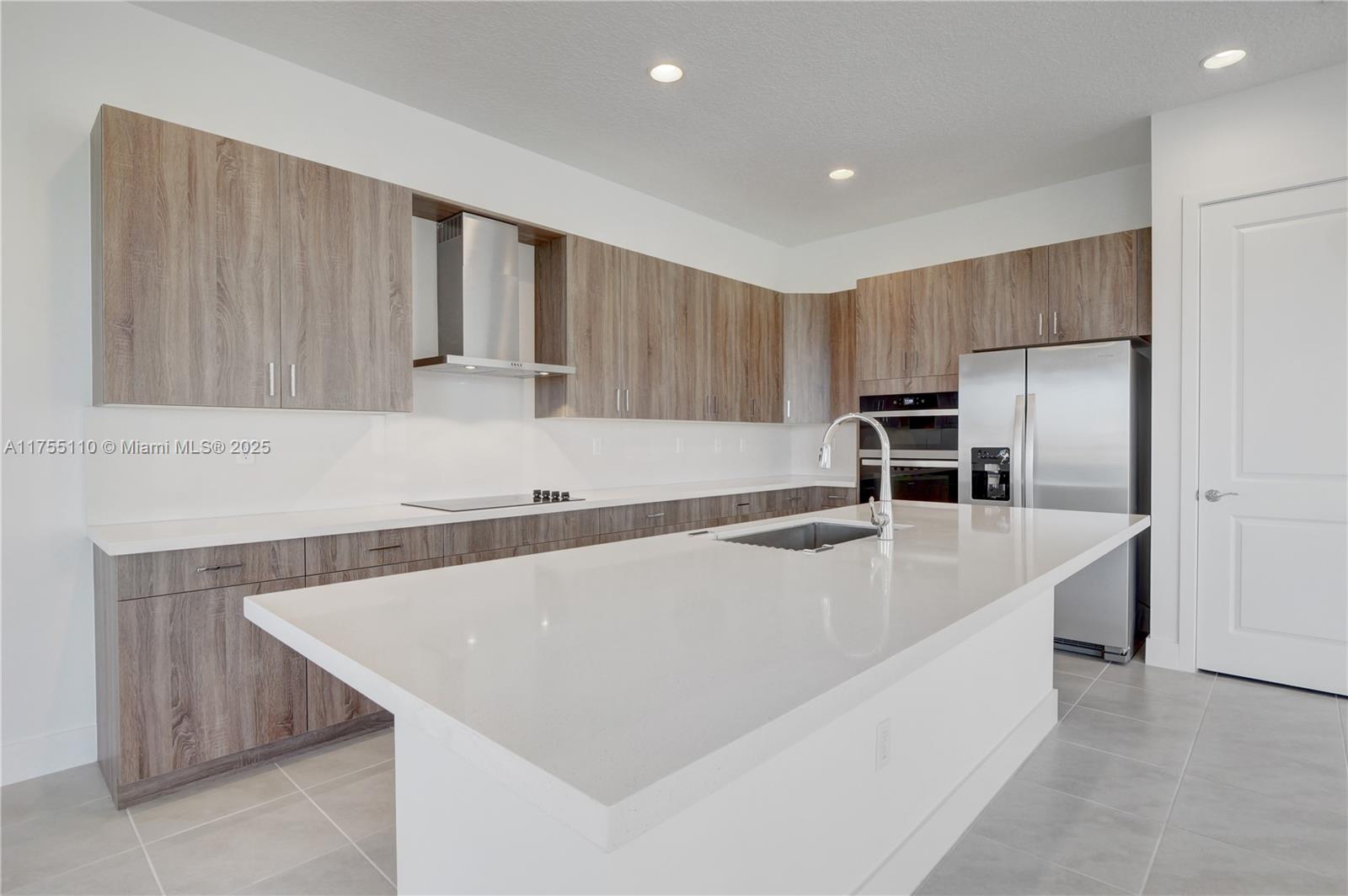 5007 Ofanto Ln, Ave Maria, Florida image 6
