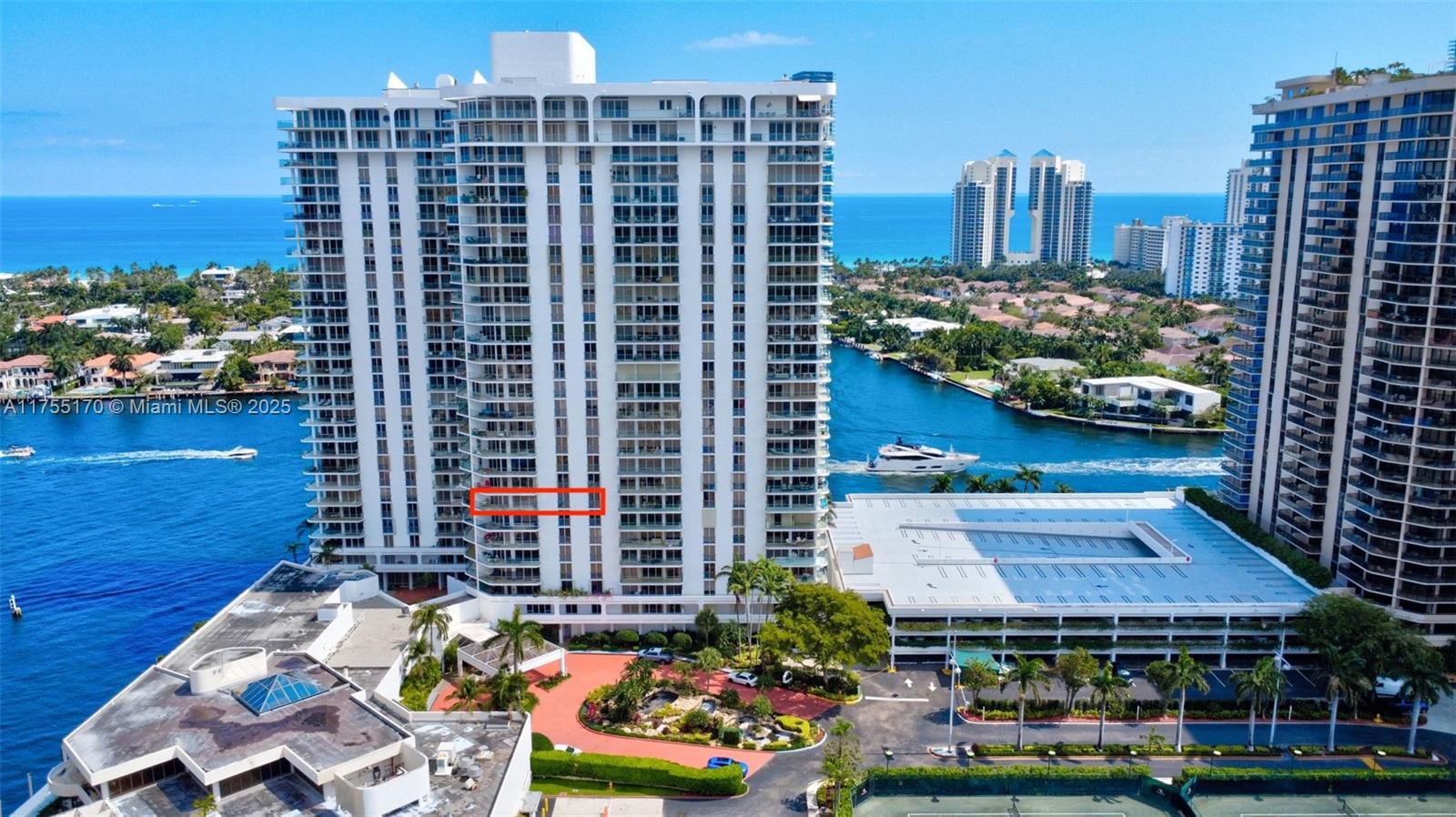 19707 Turnberry Way #9B, Aventura, Florida image 3