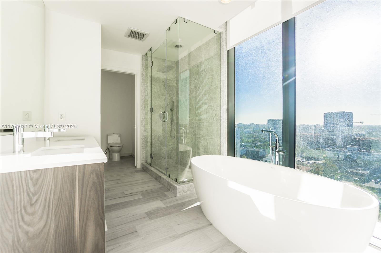 480 NE 31st St #1807, Miami FL 33137