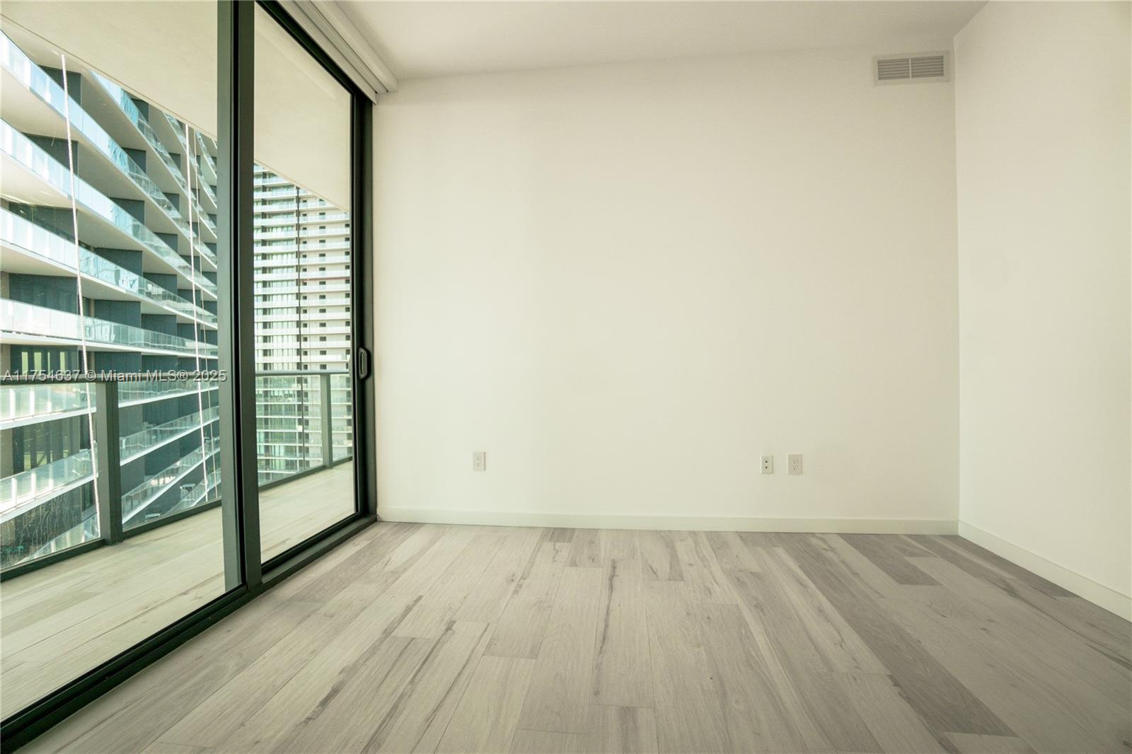 480 NE 31st St #1807, Miami FL 33137