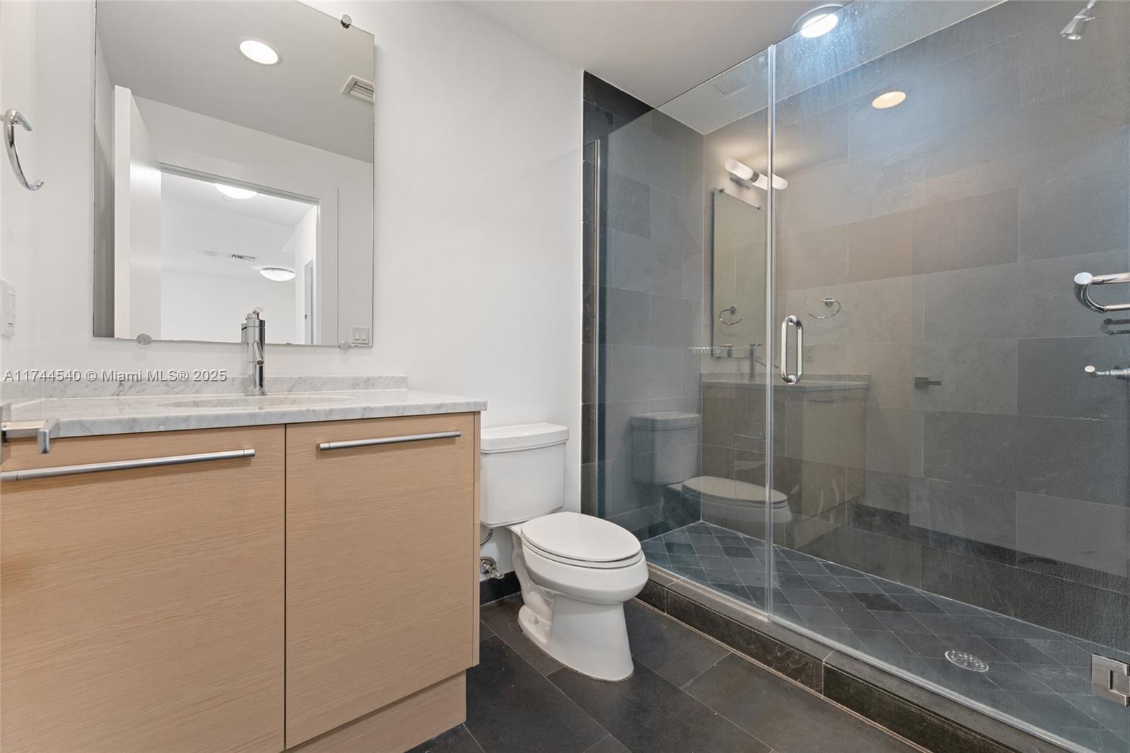 900 Biscayne Blvd #4708, Miami FL 33132