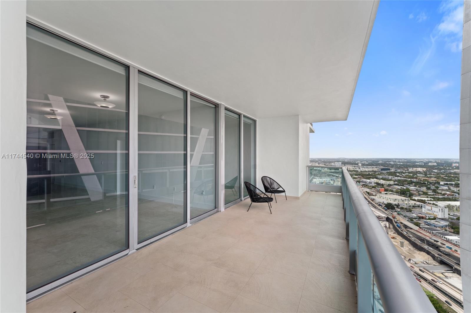 900 Biscayne Blvd #4708, Miami FL 33132