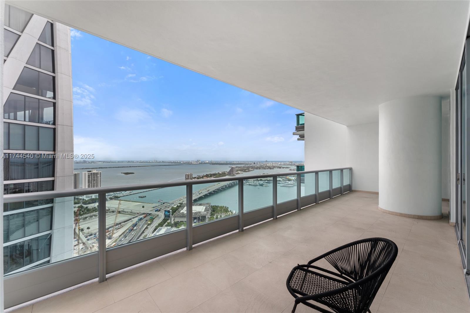 900 Biscayne Blvd #4708, Miami FL 33132