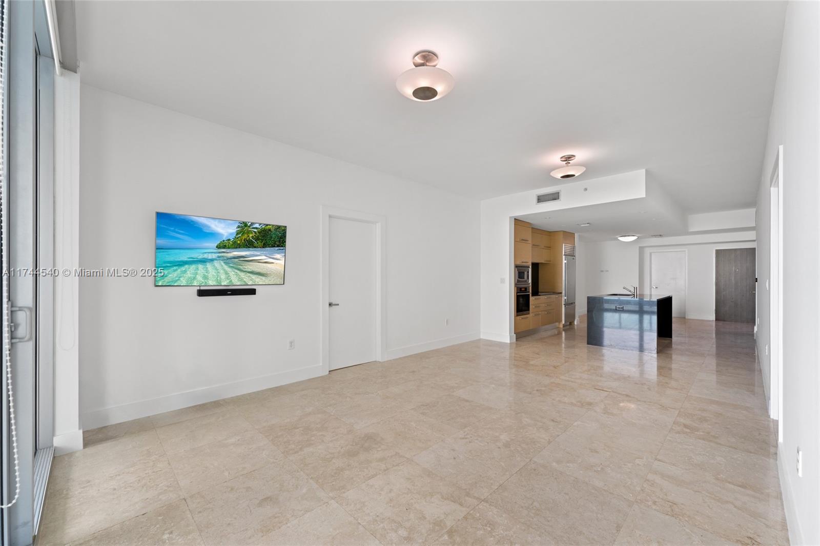 900 Biscayne Blvd #4708, Miami FL 33132