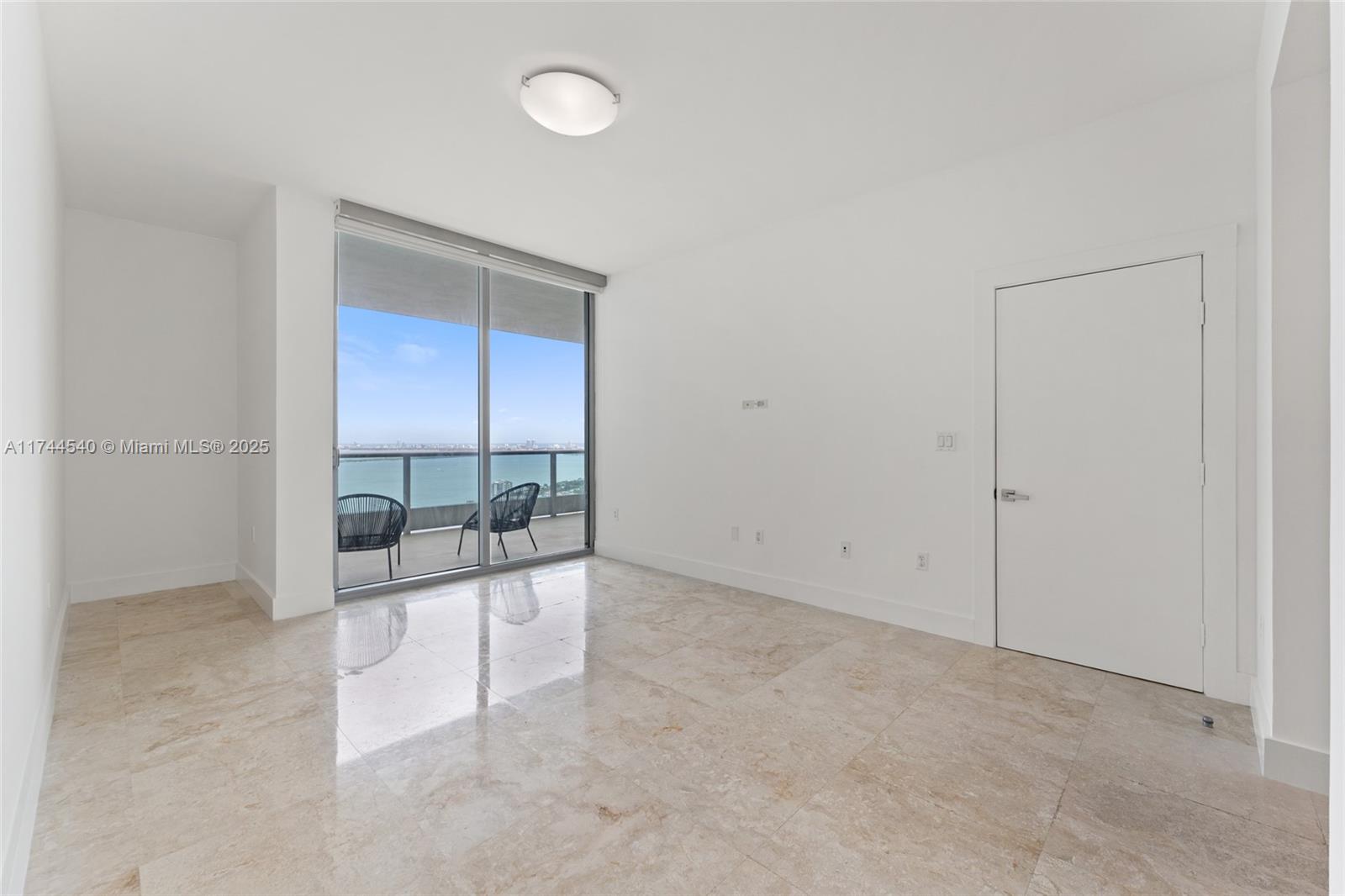 900 Biscayne Blvd #4708, Miami FL 33132