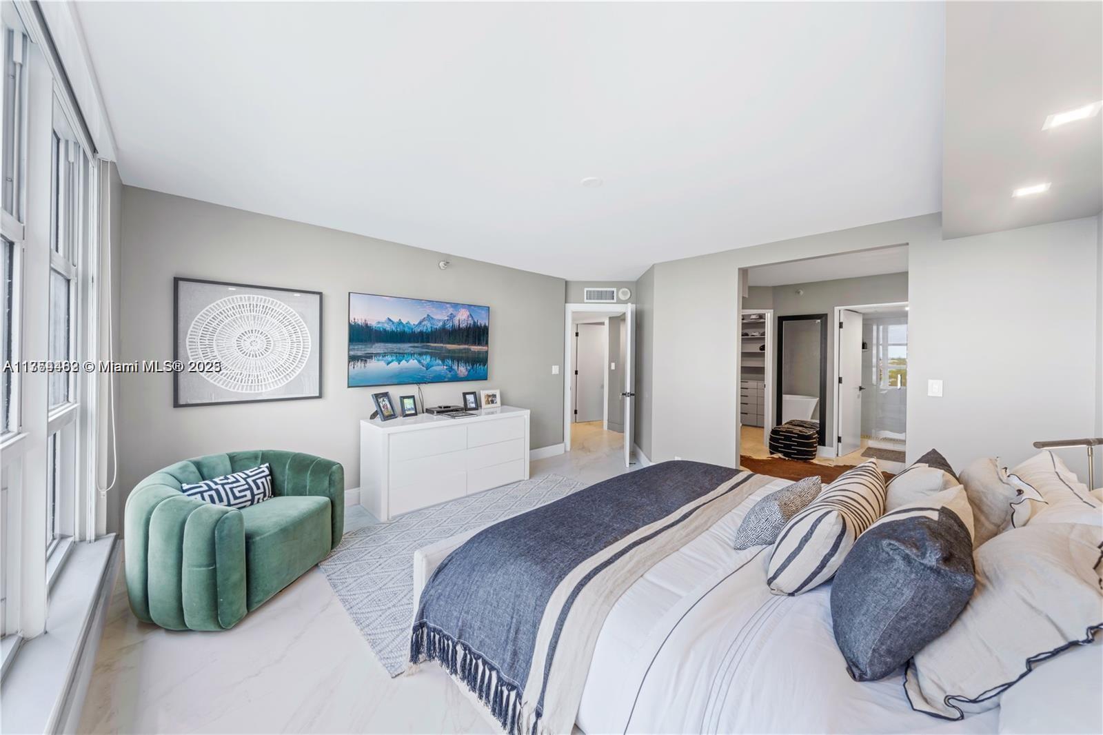 3530 Mystic Pointe Dr #715, Aventura FL 33180