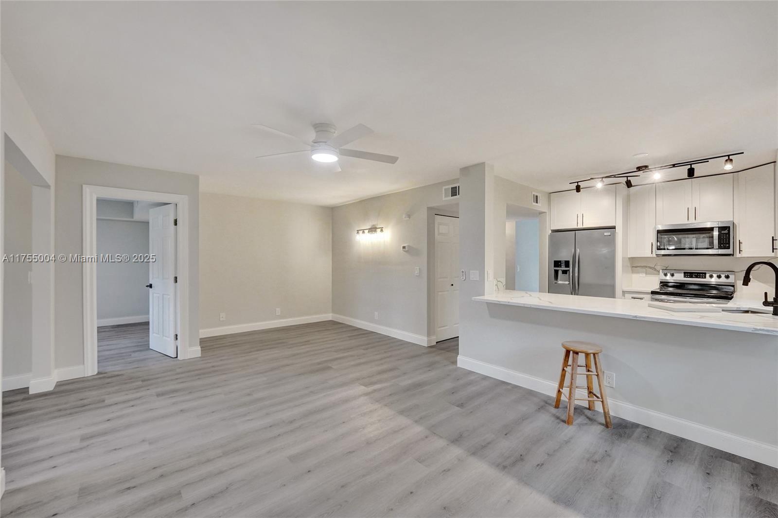 1101 Congressional Way #1101, Deerfield Beach, Florida image 10