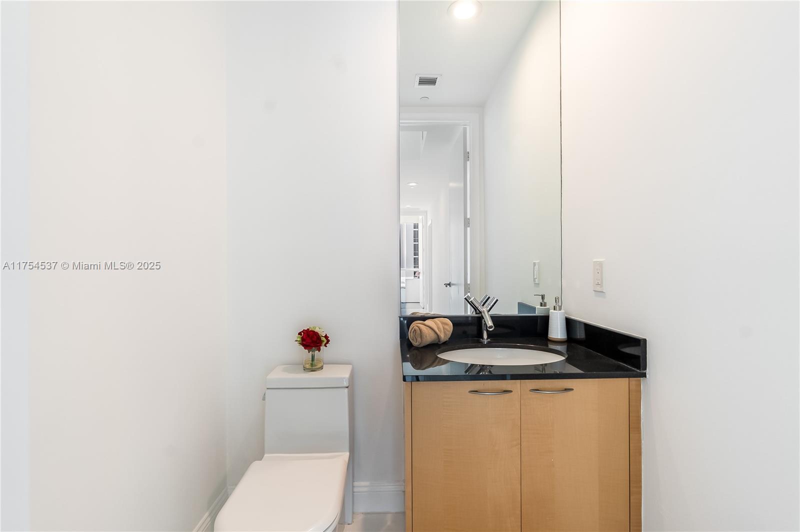 16001 Collins Ave #2801, Sunny Isles Beach FL 33160