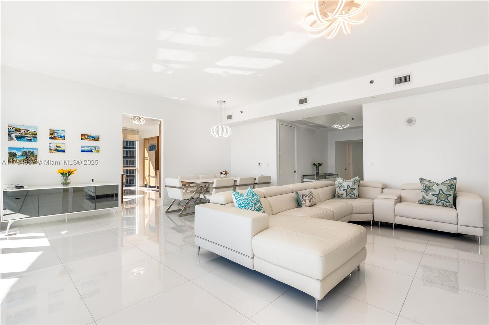 16001 Collins Ave #2801, Sunny Isles Beach FL 33160