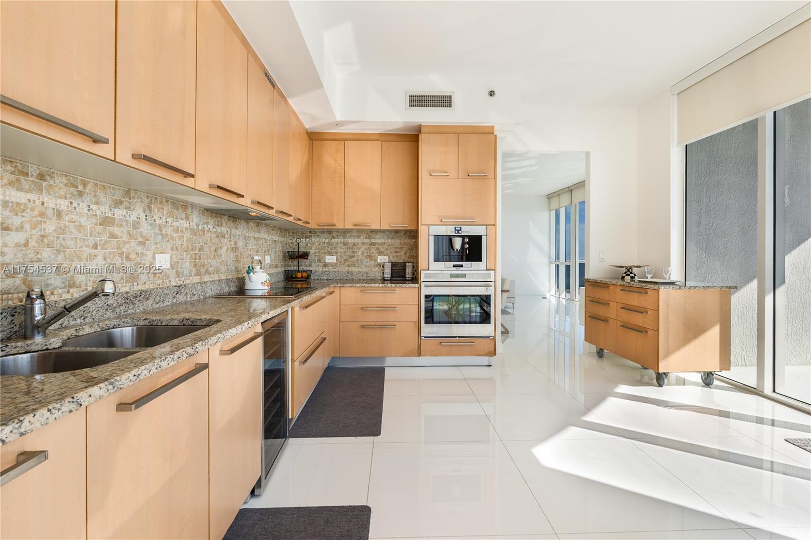 16001 Collins Ave #2801, Sunny Isles Beach FL 33160