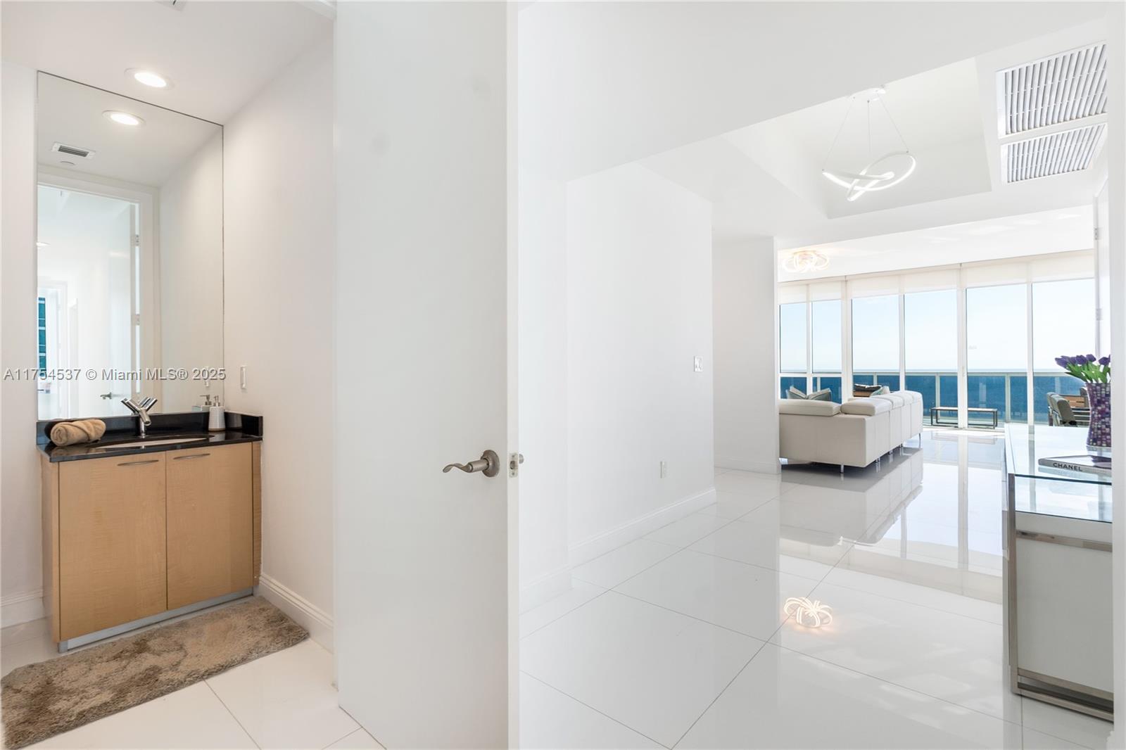16001 Collins Ave #2801, Sunny Isles Beach FL 33160