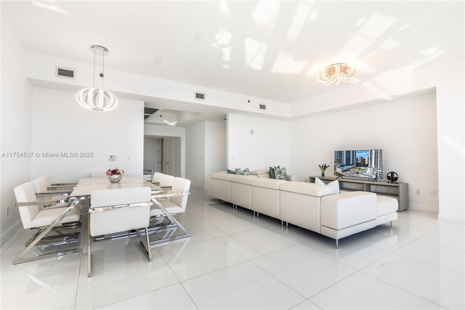 16001 Collins Ave #2801, Sunny Isles Beach FL 33160