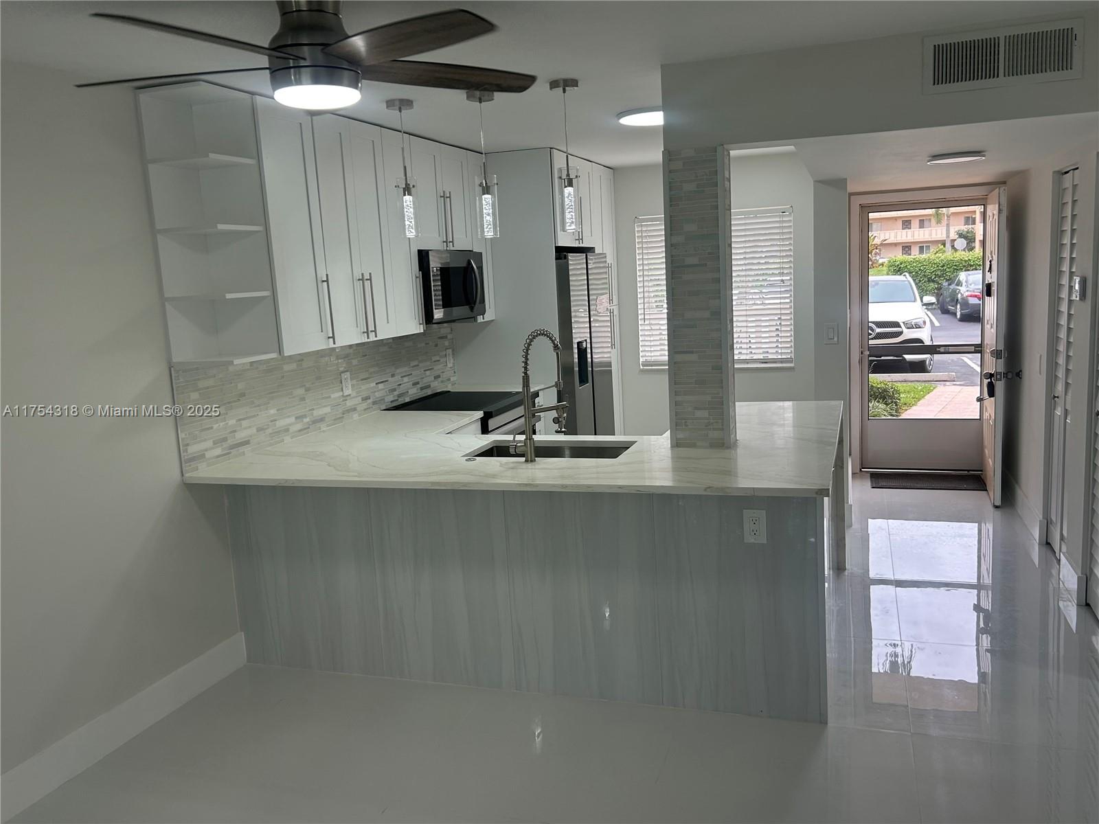 6935 Huntington Ln #107, Delray Beach, Florida image 4