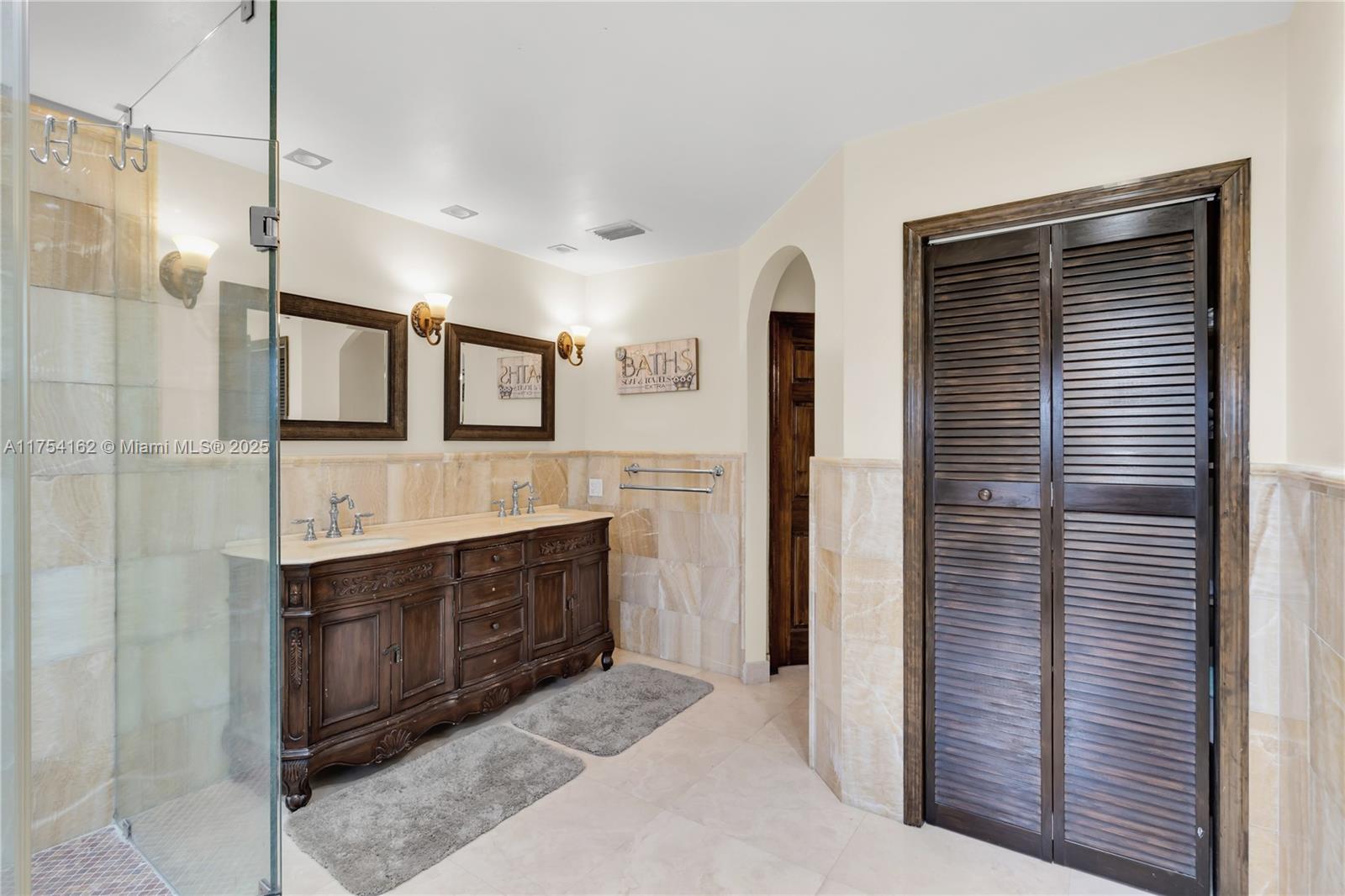 10298 NW 130th St, Hialeah Gardens, Florida image 32
