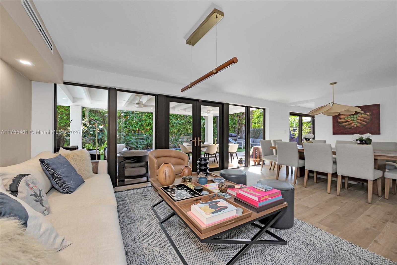 92 W Mashta Dr, Key Biscayne, Florida image 20