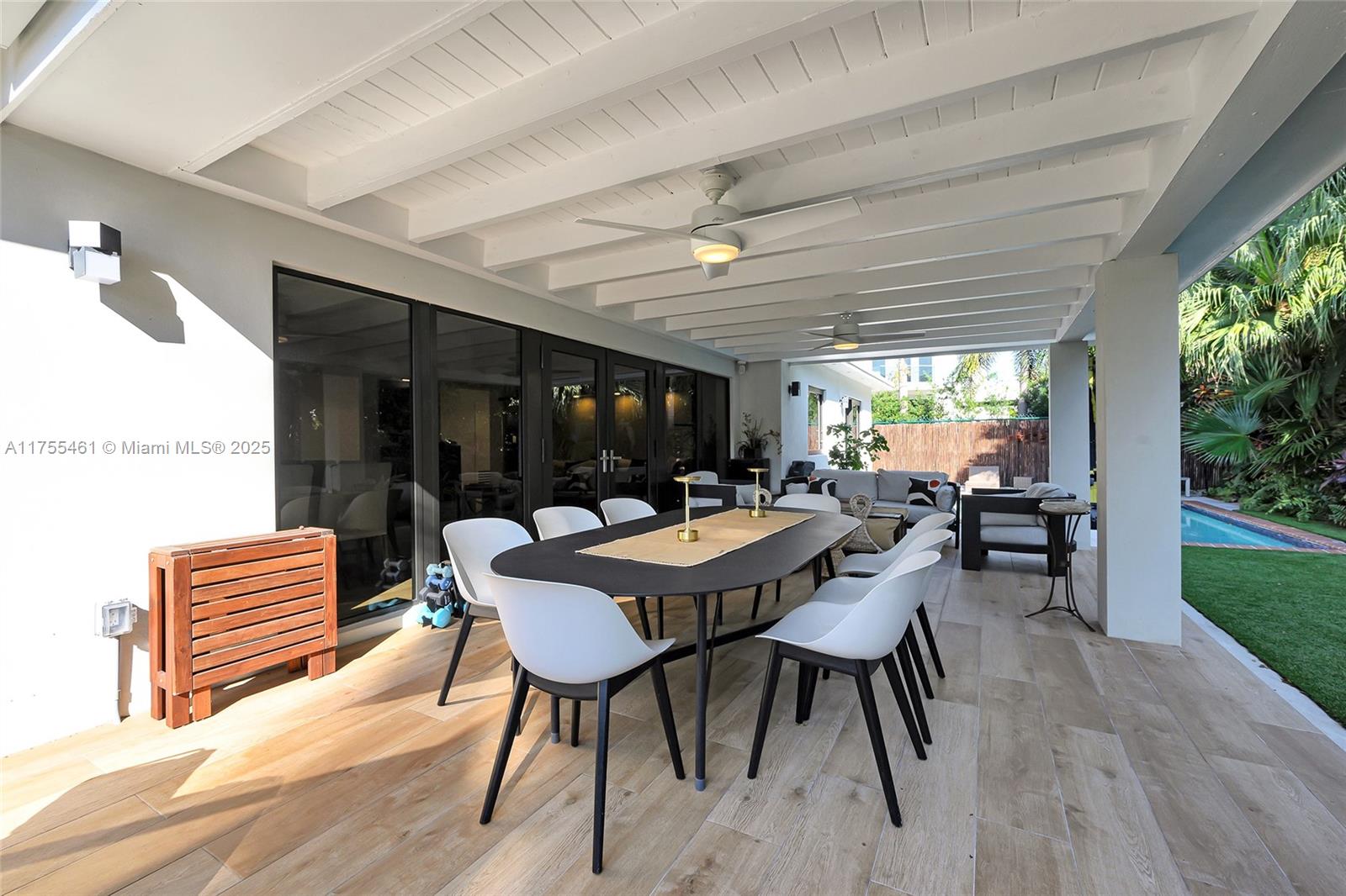92 W Mashta Dr, Key Biscayne, Florida image 38