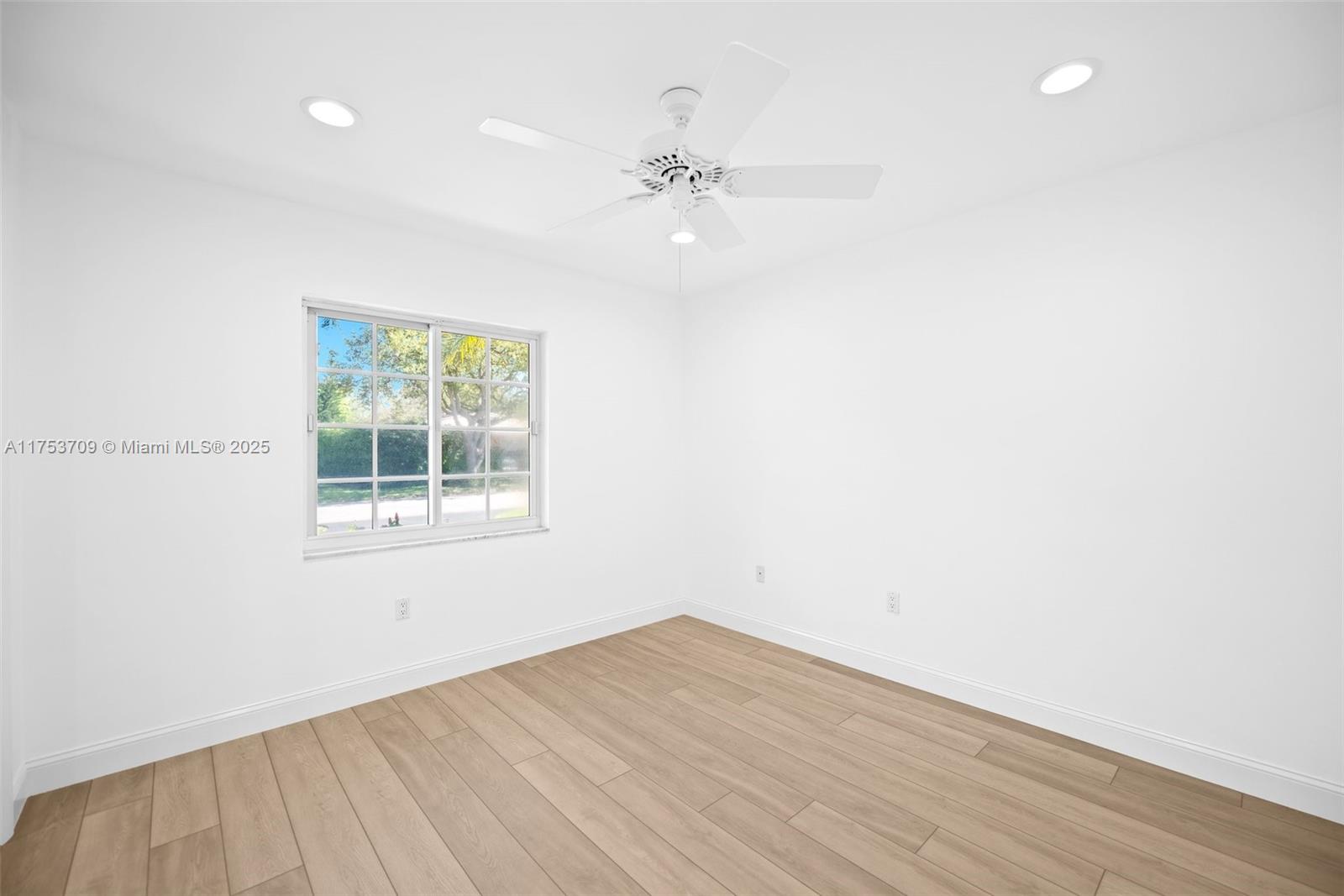 13060 SW 70th Ave, Pinecrest, Florida image 19