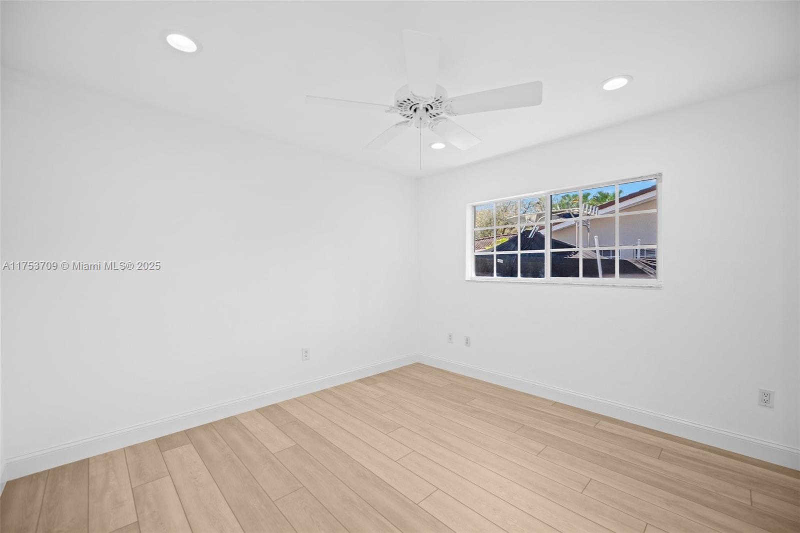 13060 SW 70th Ave, Pinecrest, Florida image 25