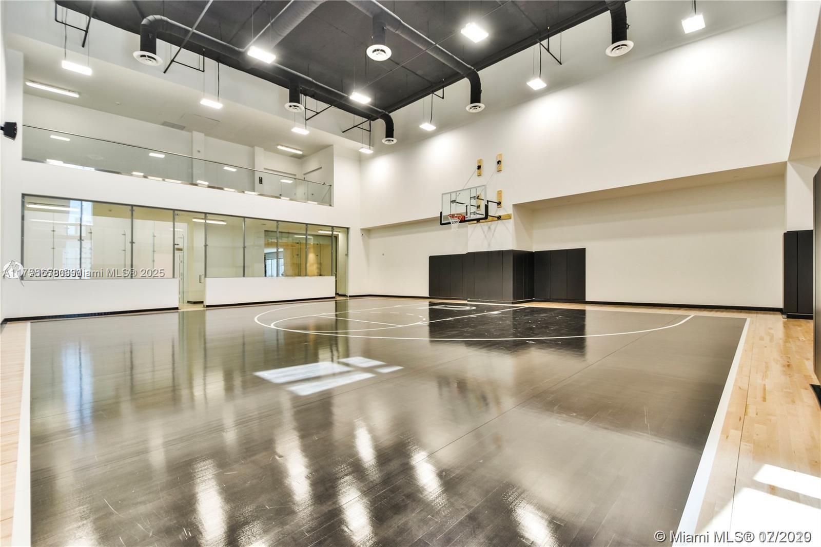 851 NE 1st Ave #2305, Miami FL 33132