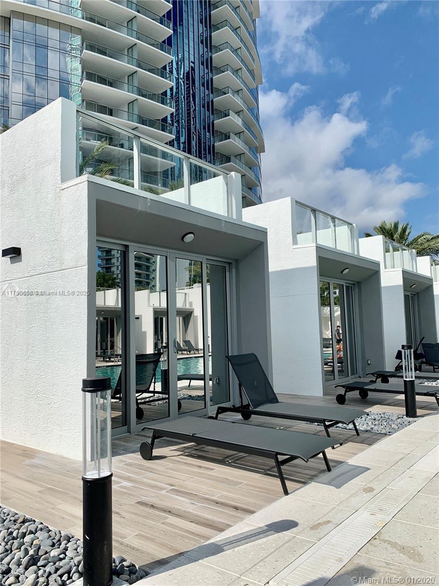 851 NE 1st Ave #2305, Miami FL 33132