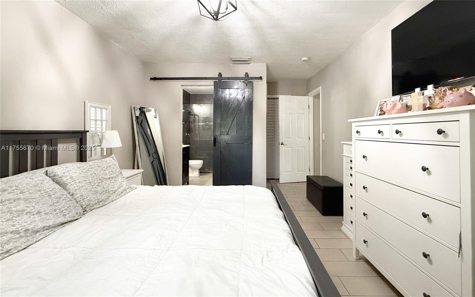 1640 NW 98th Ter #1640, Pembroke Pines, Florida image 18