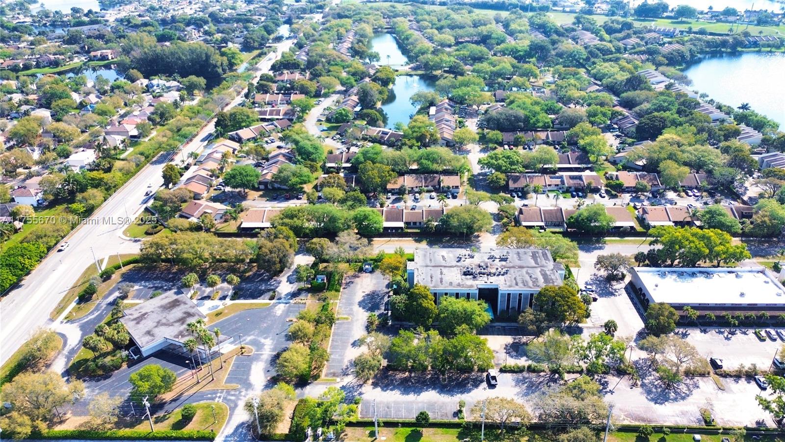 1640 NW 98th Ter #1640, Pembroke Pines, Florida image 28