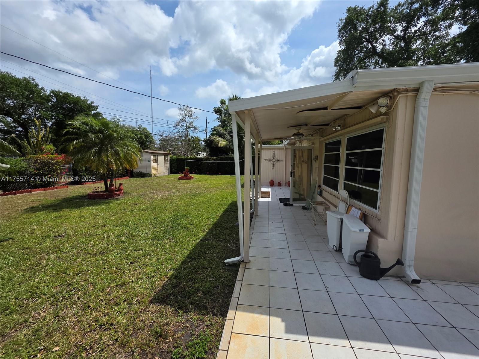 37 Ronald Rd, West Park, Florida image 10