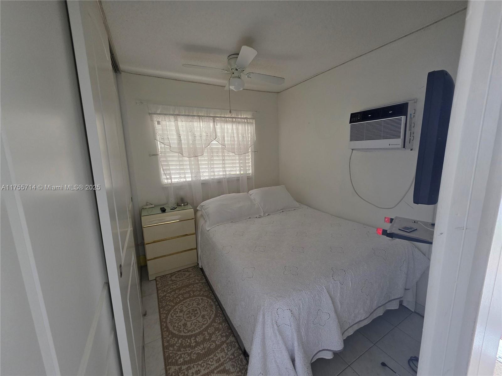 37 Ronald Rd, West Park, Florida image 22