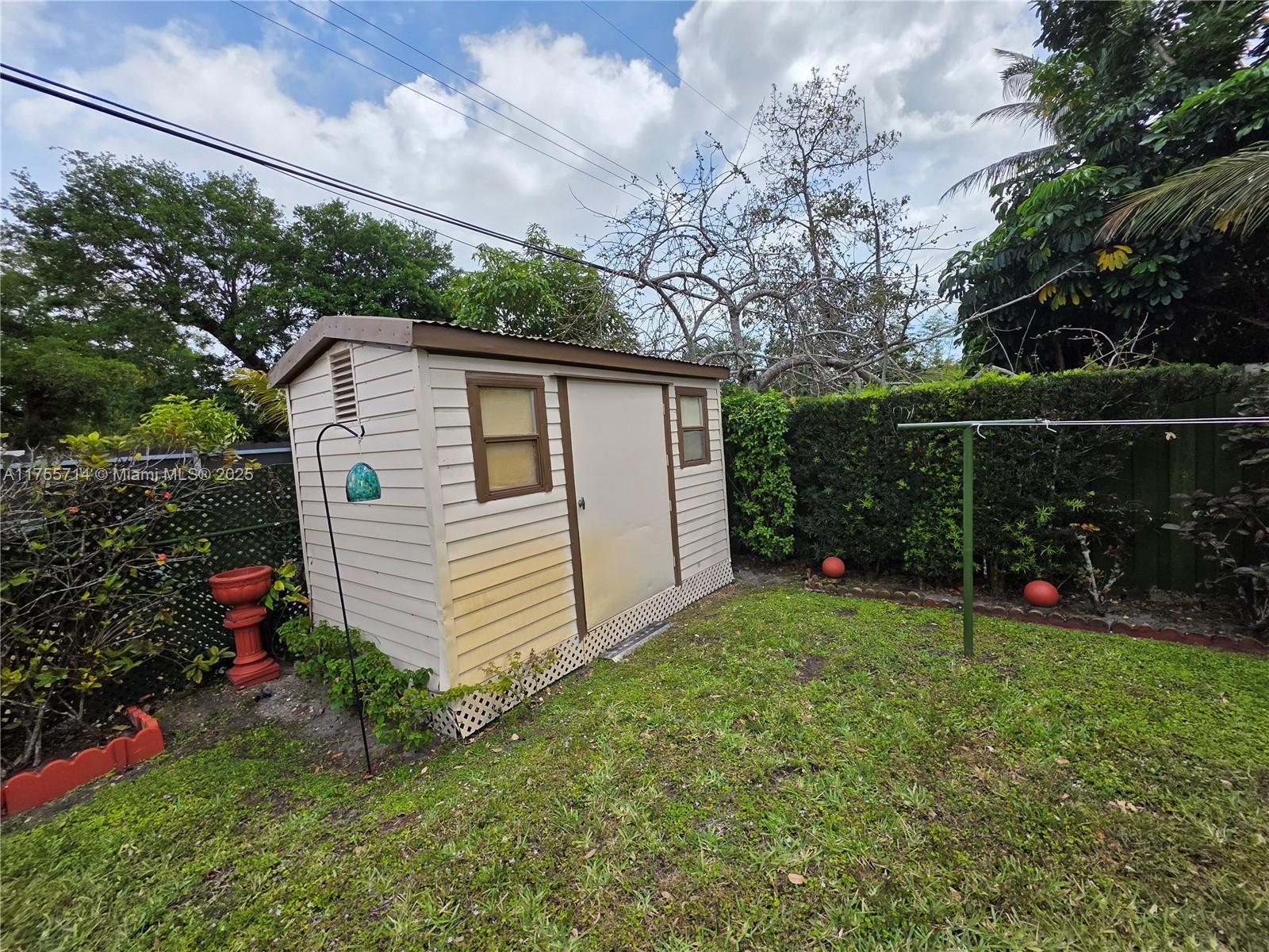 37 Ronald Rd, West Park, Florida image 7