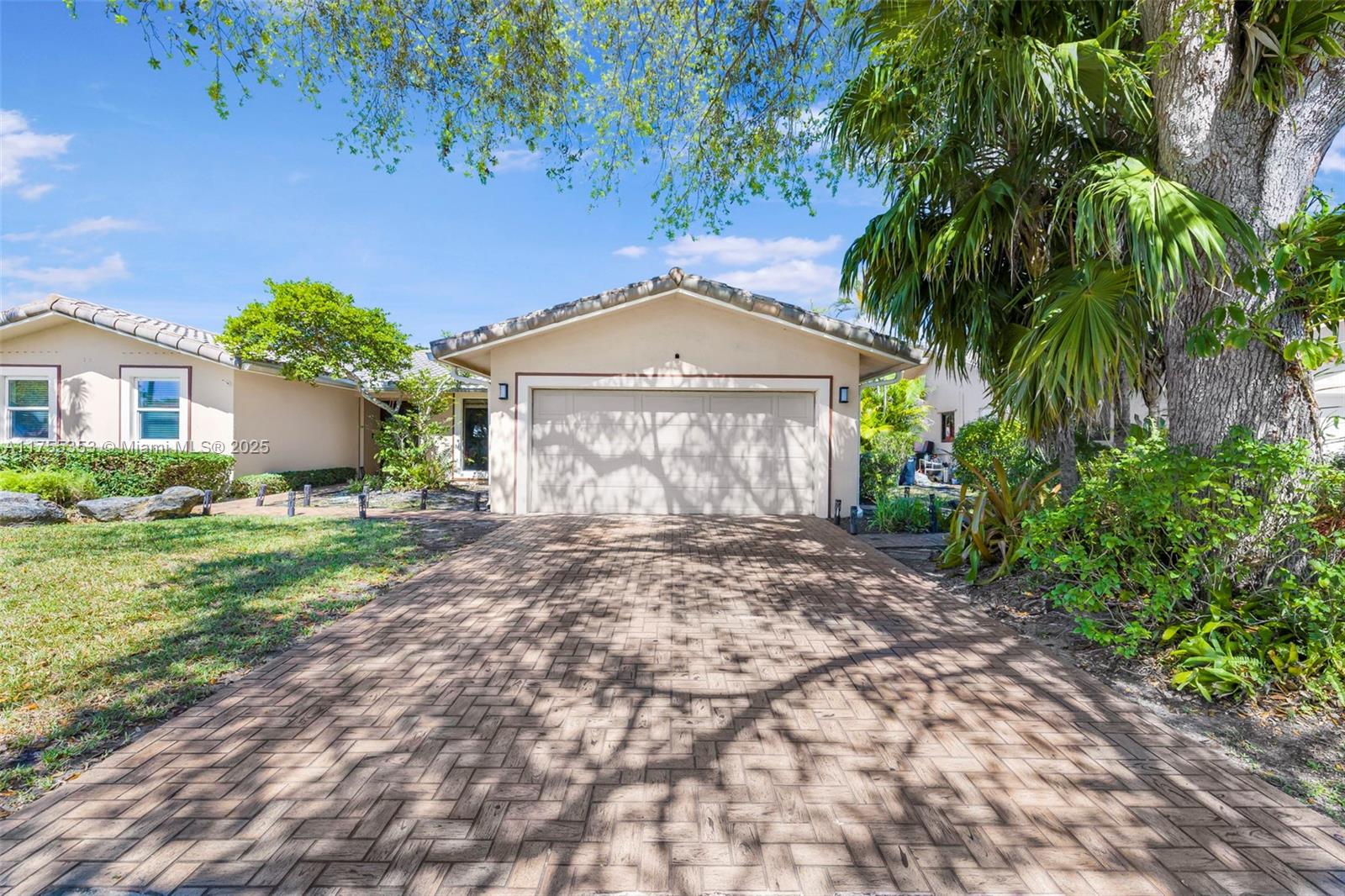 847 W Plantation Cir, Plantation, Florida image 14